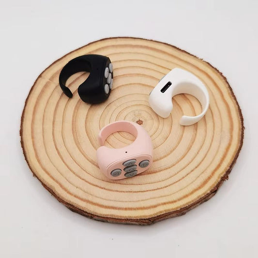 2025 Bluetooth TikTok Remote Control Ring - Fingertip Selfie Controller with 4 Buttons, 10M Range for iPhone and Xiaomi