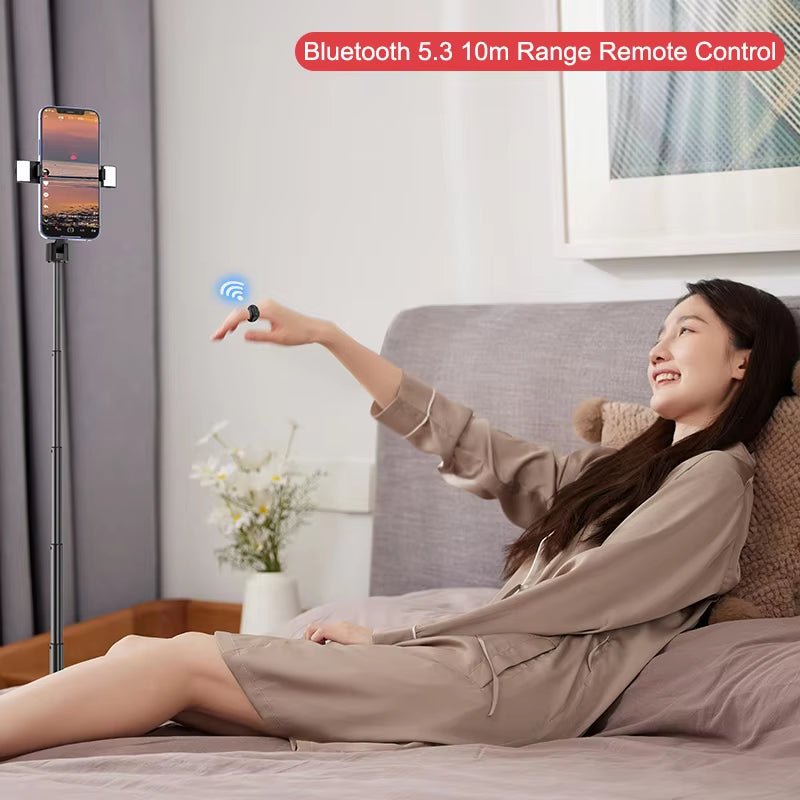 2025 Bluetooth TikTok Remote Control Ring - Fingertip Selfie Controller with 4 Buttons, 10M Range for iPhone and Xiaomi